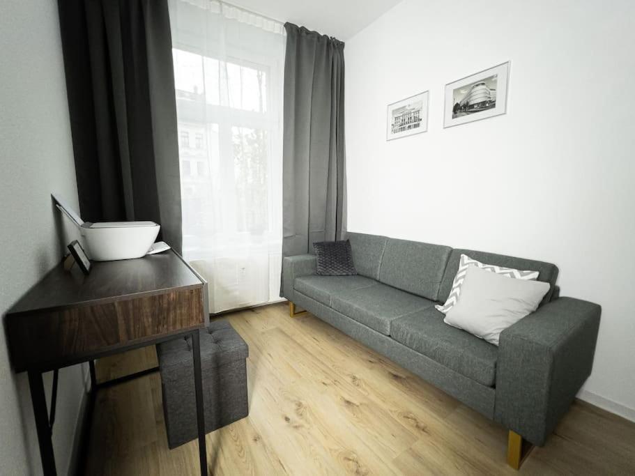 Wohlfuehl-Oase Mitten In Der Stadt - Garten, Grill, Netflix Und Drucker Leipzig Exterior photo