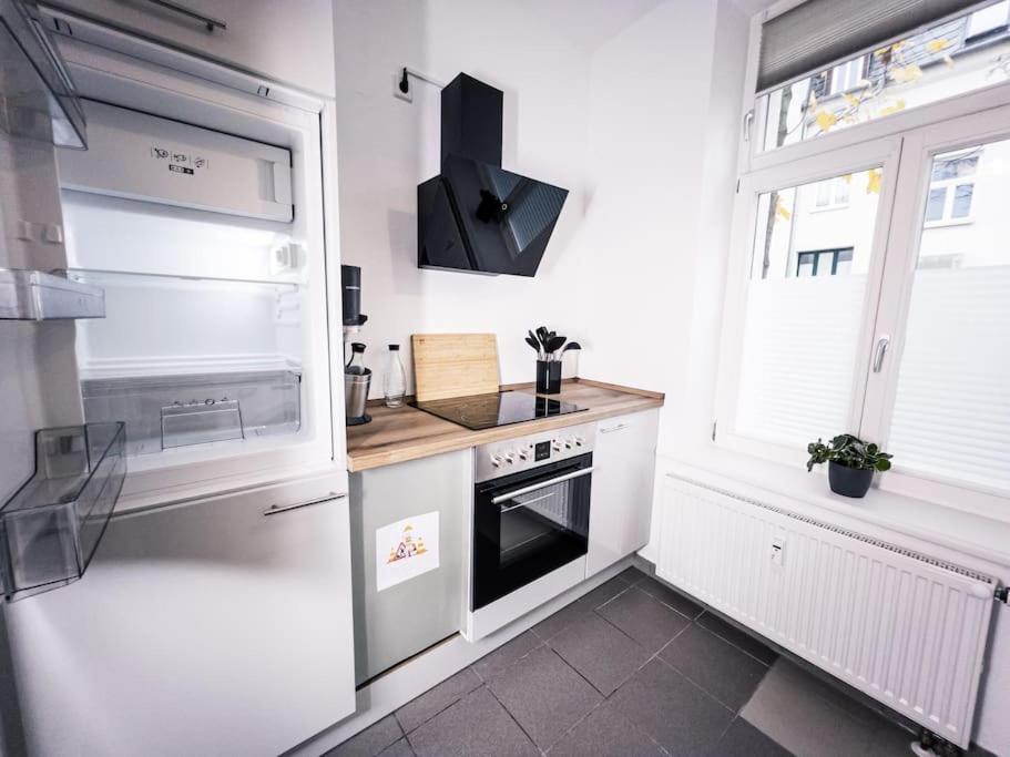 Wohlfuehl-Oase Mitten In Der Stadt - Garten, Grill, Netflix Und Drucker Leipzig Exterior photo
